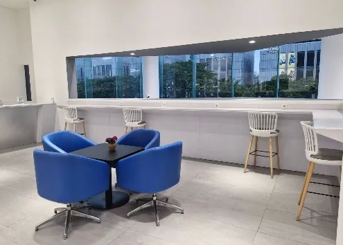 Ruang tunggu lantai 2 showroom Hyundai BSD City